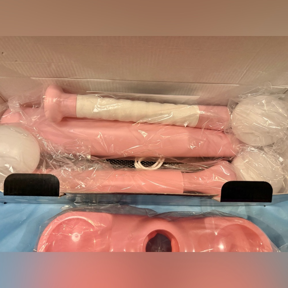 LED Light Up Tee Ball Set for Toddlers Rechargeable PINK Brand New - Picture 10 of 11
